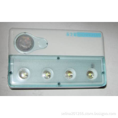 Mini 4-LED Map Light with Built-in Sensor and Two AAA Batteries, Measures 70 x 42 x 14.3mm